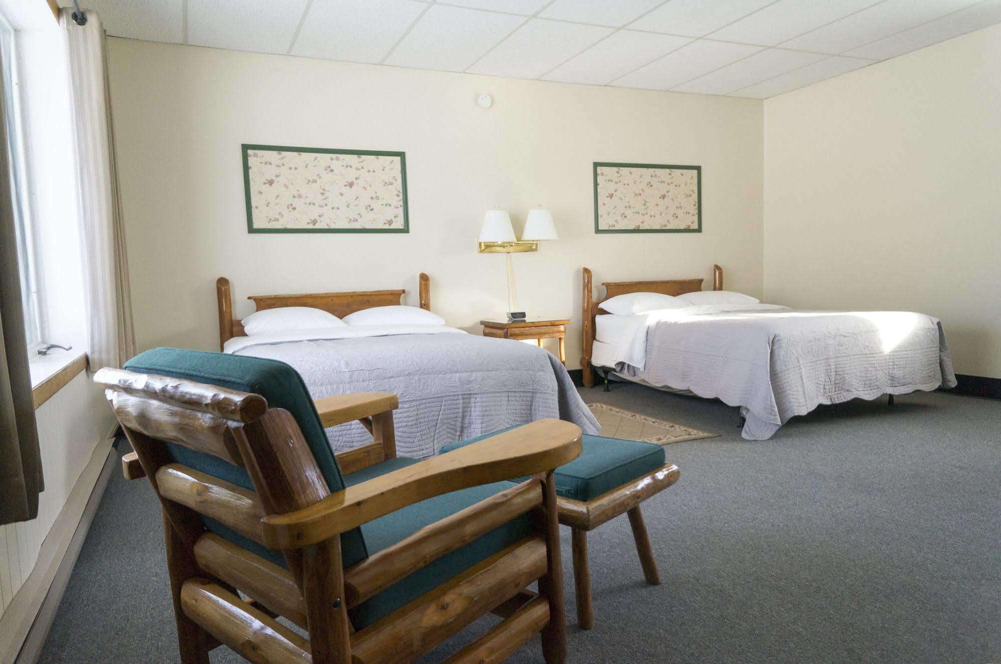 Wayside Motel Manitoulin Manitowaning Extérieur photo