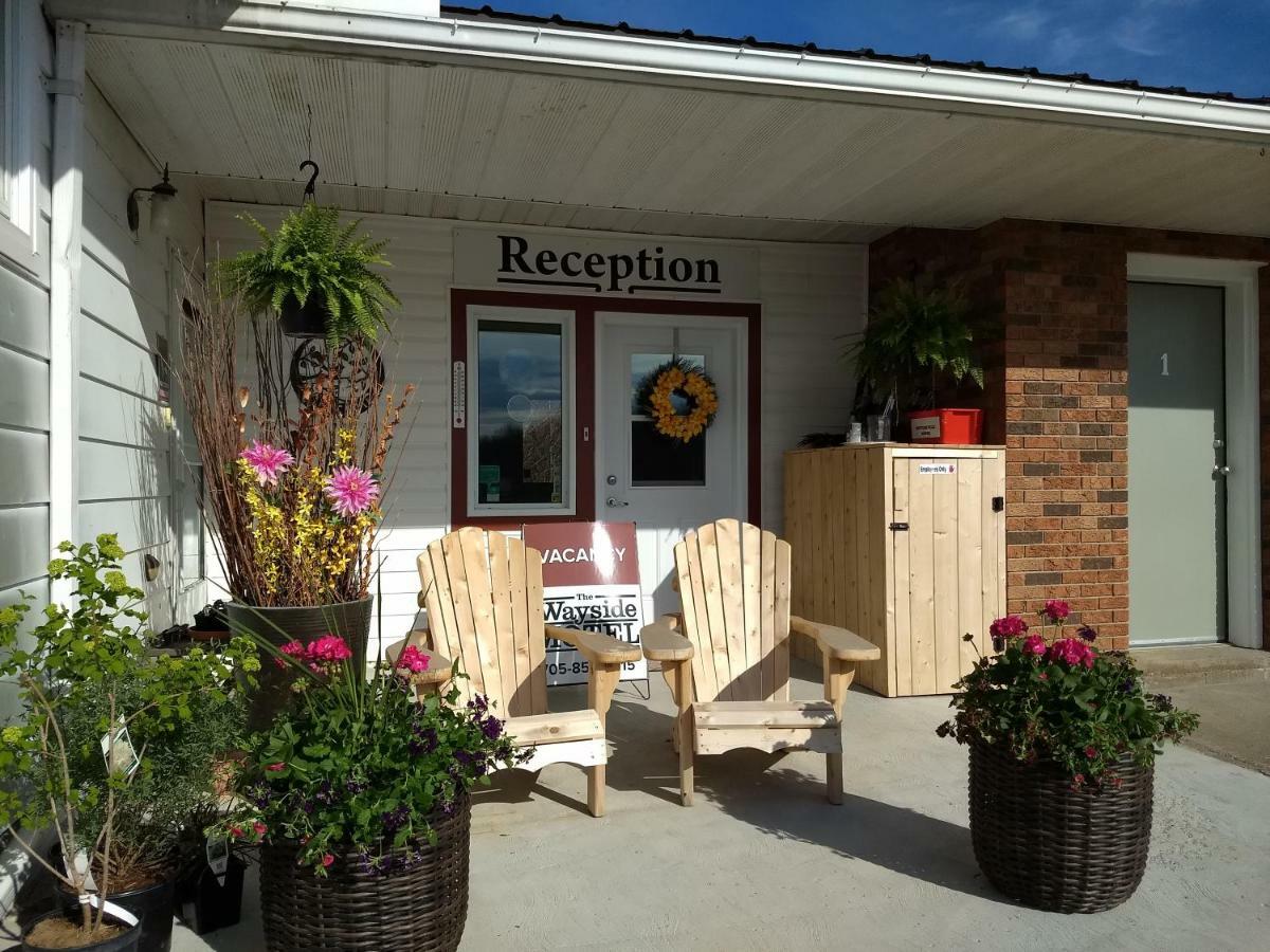 Wayside Motel Manitoulin Manitowaning Extérieur photo