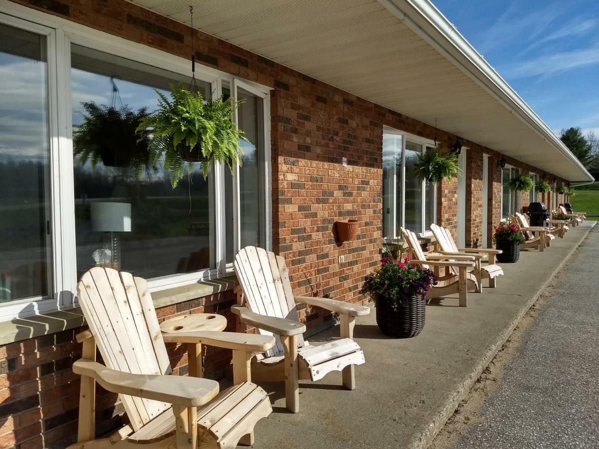 Wayside Motel Manitoulin Manitowaning Extérieur photo